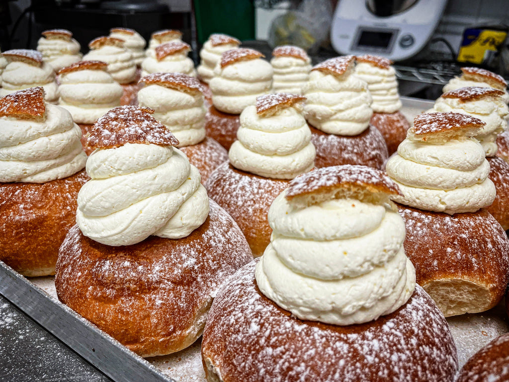 Semla Buns